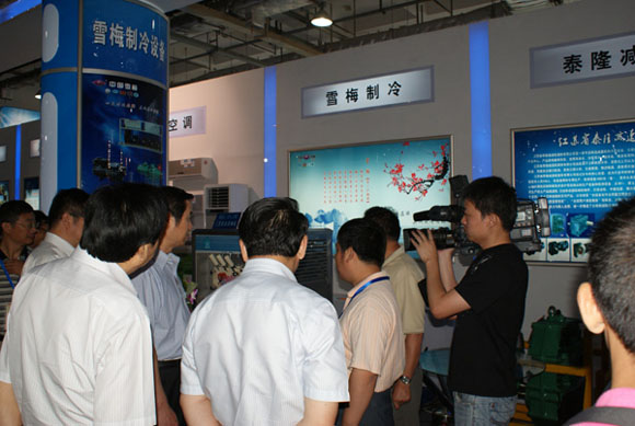 史省長(zhǎng)親臨展位 雪梅品牌增光輝-公司參加“江蘇產(chǎn)品萬(wàn)里行”長(zhǎng)沙站活動(dòng)報(bào)道 史省長(zhǎng)親臨展位 雪梅品牌增光輝-公司參加“江蘇產(chǎn)品萬(wàn)里行”長(zhǎng)沙站活動(dòng)報(bào)道